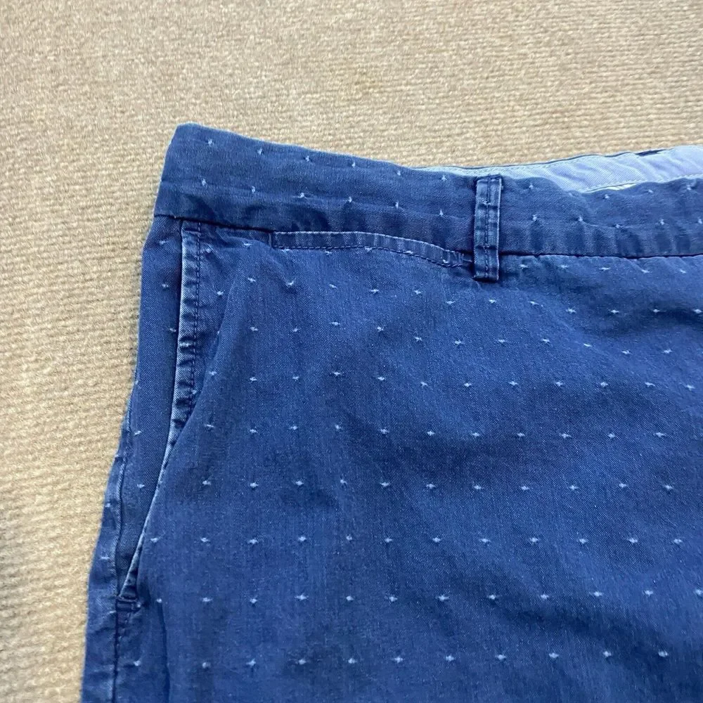 Peter Millar Chino Shorts Men's 42 Blue Polka‎ Dot Flat Front Cotton Preppy Logo
